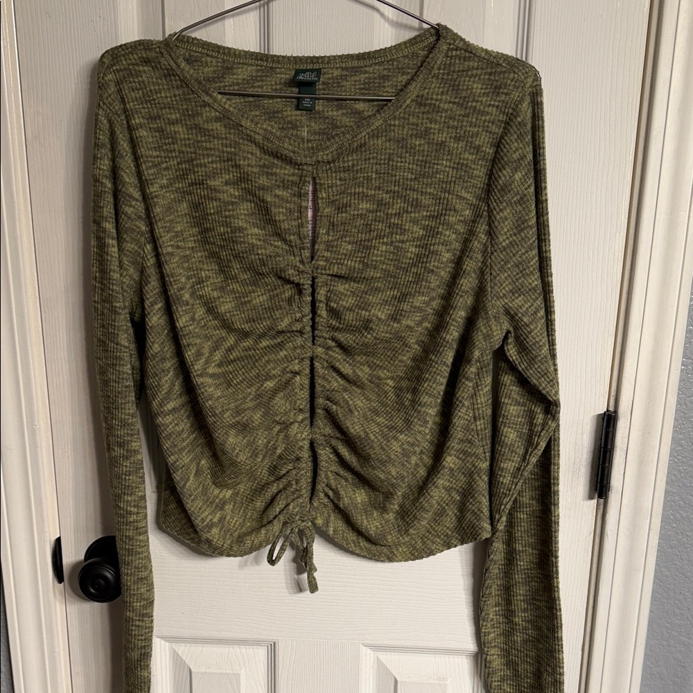 Wild Fable xxl Olive Green Ruched Long Sleeve Top very soft